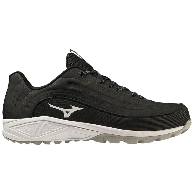 Black/White / 8